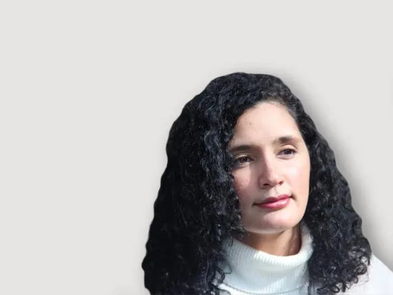 Dr Nicole Sloan